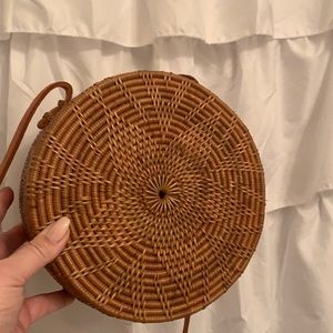 Round Basket Weave Purse